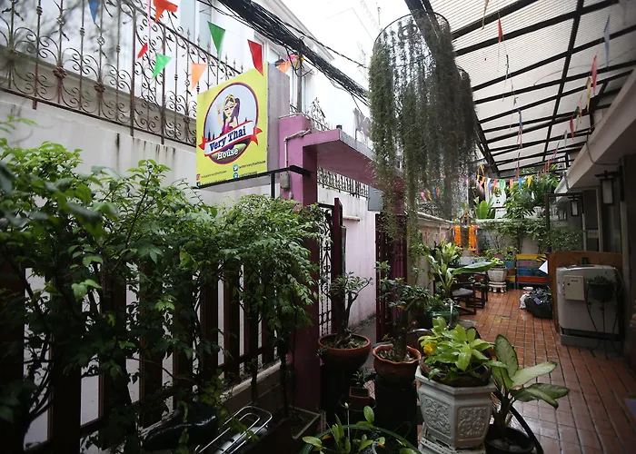 At Smile Oasis 2* Bangkok